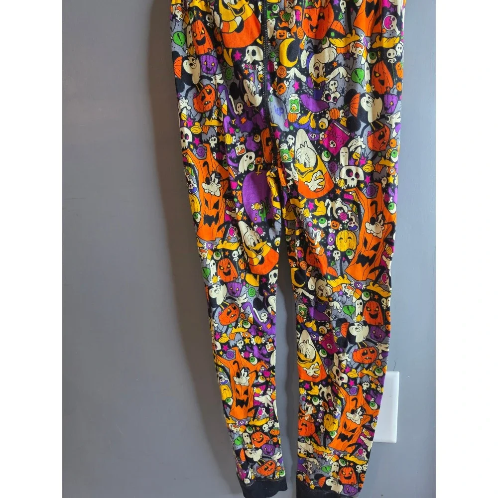 Disney halloween themed